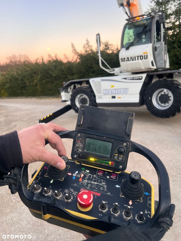 Manitou Ładowarka teleskopowa Manitou Mrt 2150 + Privilage Roto obrotowa 360 Pilot sterowanie radiowe Kosz Widły 2016/17 1840 2550 2540 silnik Mercedes 2150+ Merlo - 19