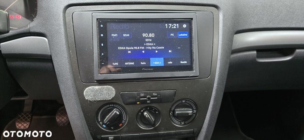 Skoda Octavia 1.6 Tour - 1