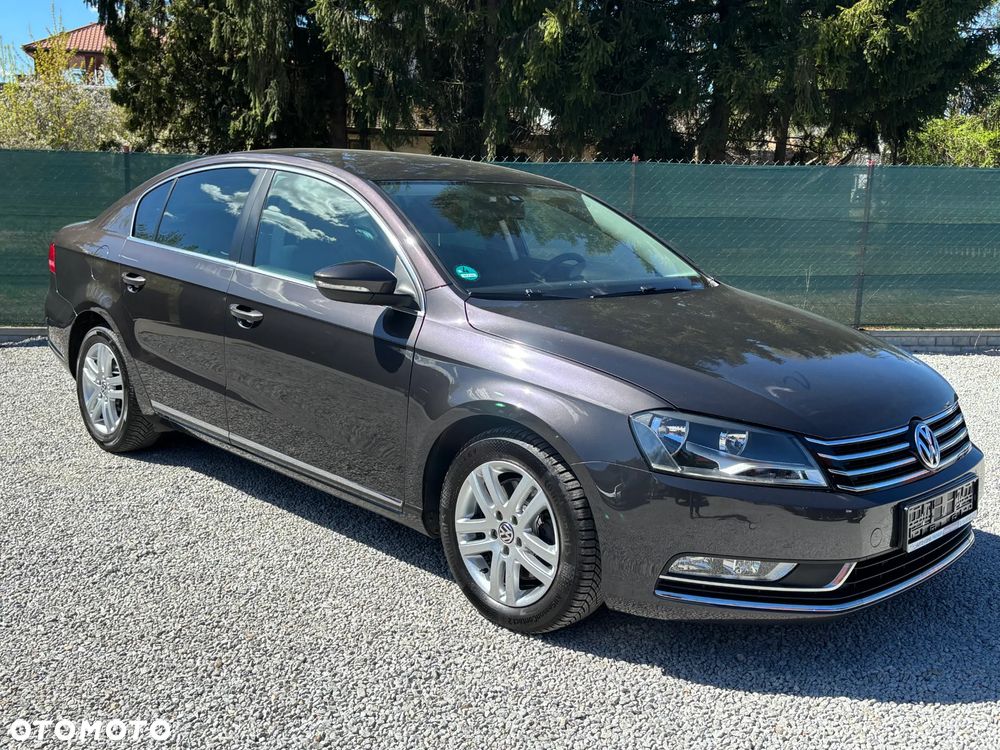 Volkswagen Passat 2.0 TDI DSG BlueMotion Technology Business Edition - 8