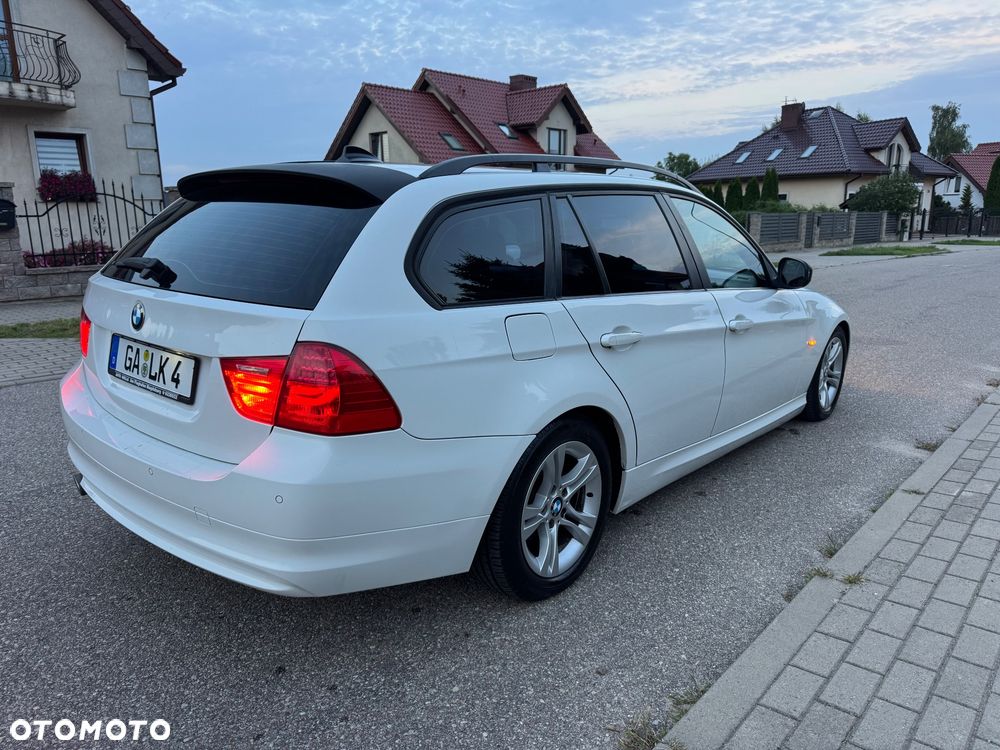 BMW Seria 3 320d DPF - 4