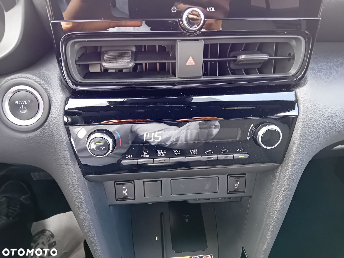 Toyota Yaris Cross - 15