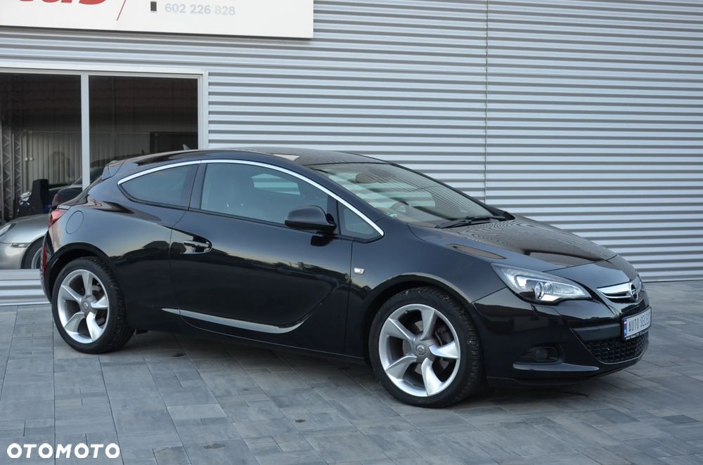 Opel Astra 1.6 Turbo Sport - 2