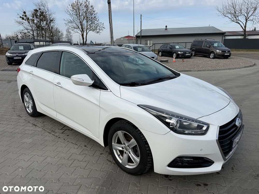 Hyundai i40 Kombi 1.7 CRDi Premium - 12
