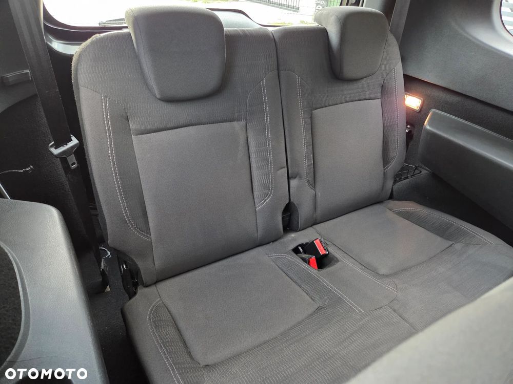Dacia Lodgy dCi 110 Laureate - 8