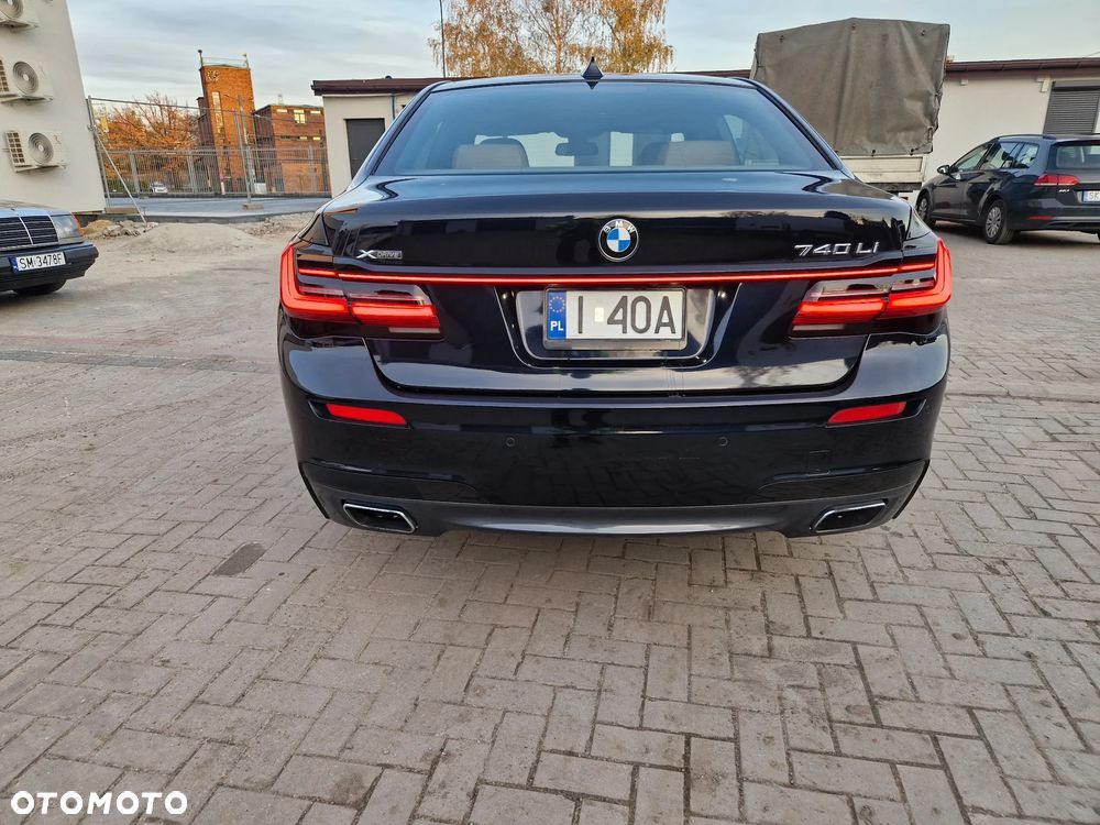 BMW Seria 7 740Li - 9