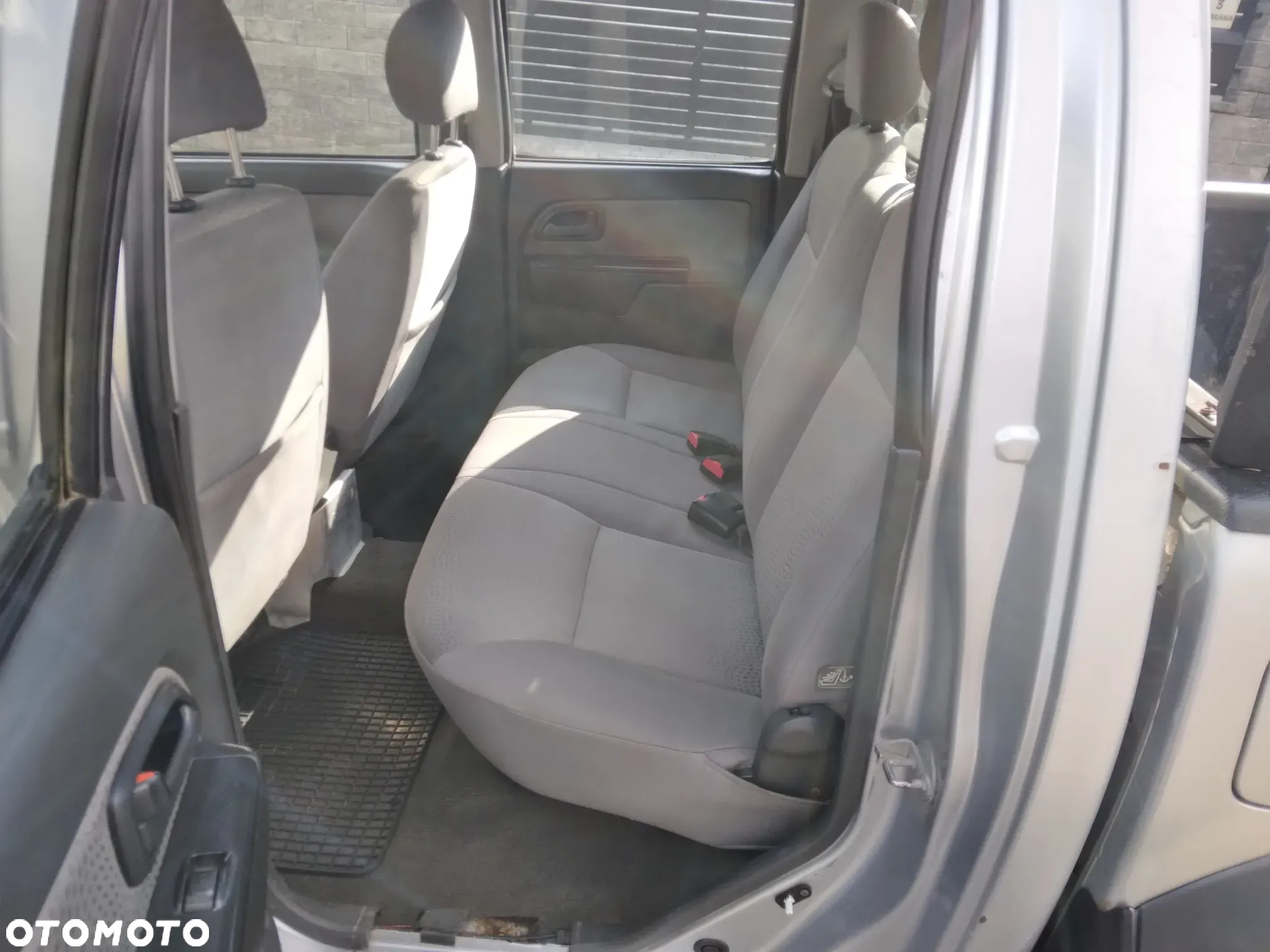 Isuzu D-Max 2.5d DC Basic - 10