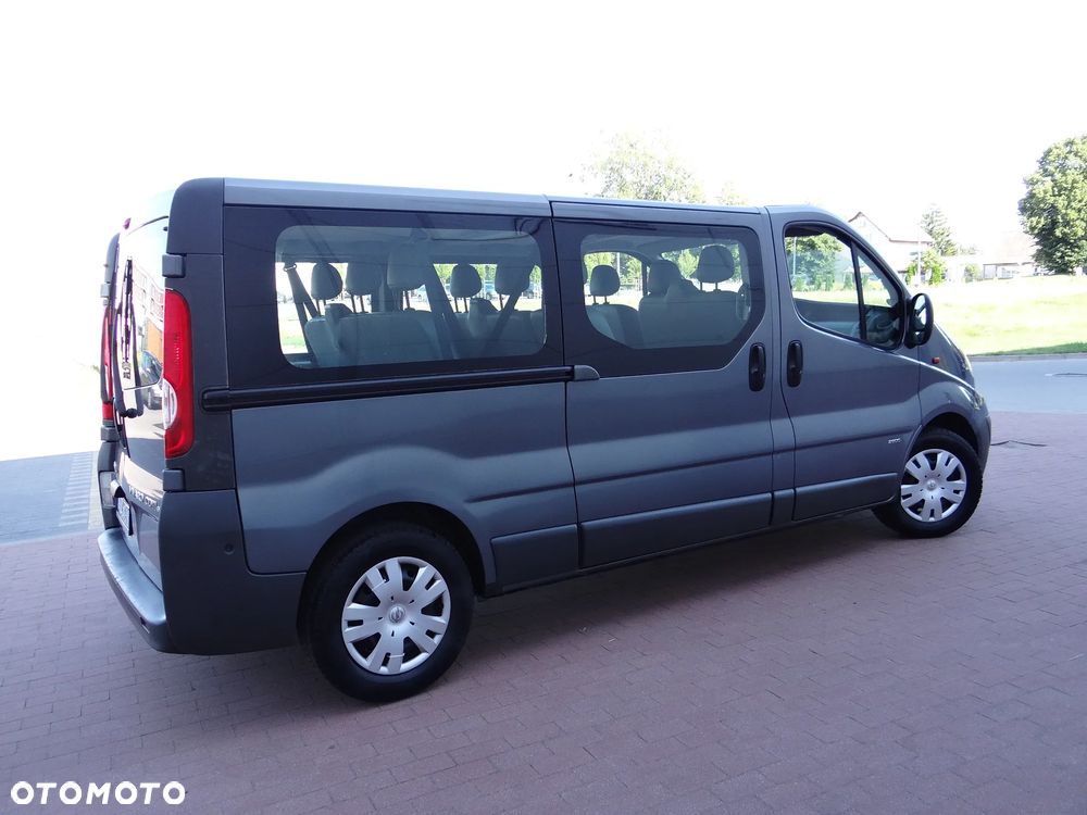 Opel Vivaro - 17