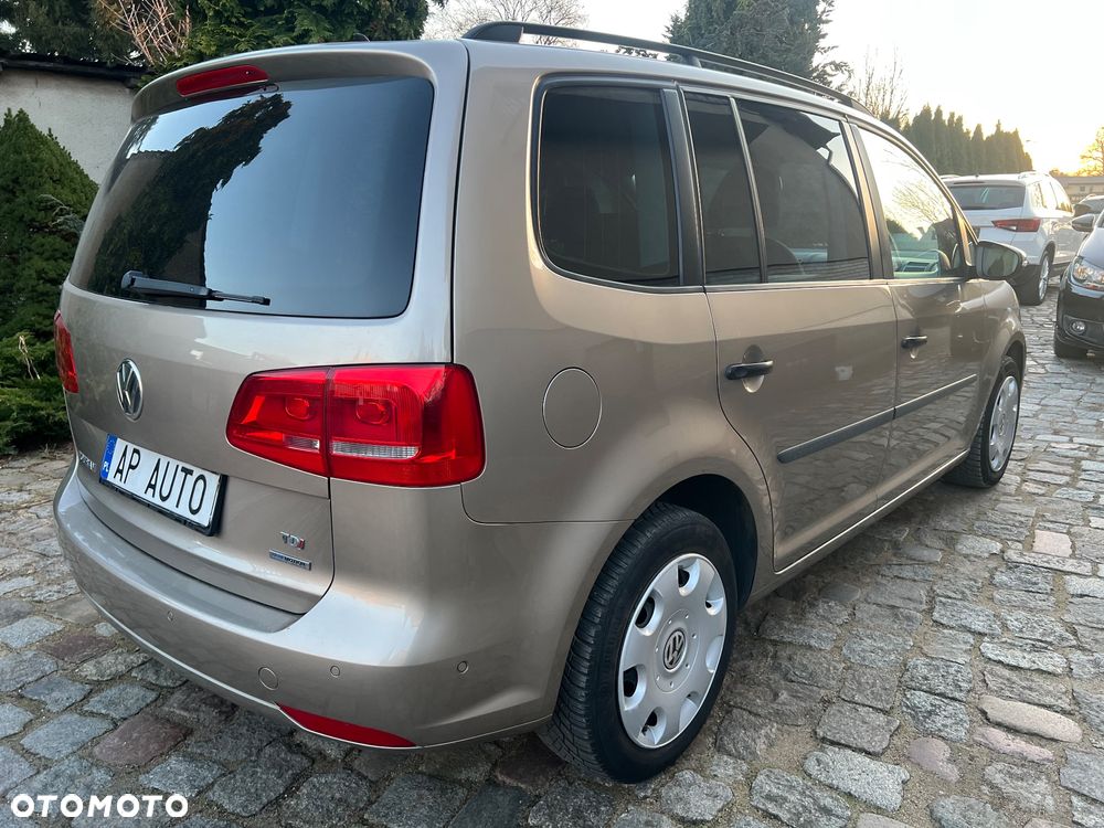 Volkswagen Touran 1.6 TDI DPF BlueMotion Technology Comfortline - 6