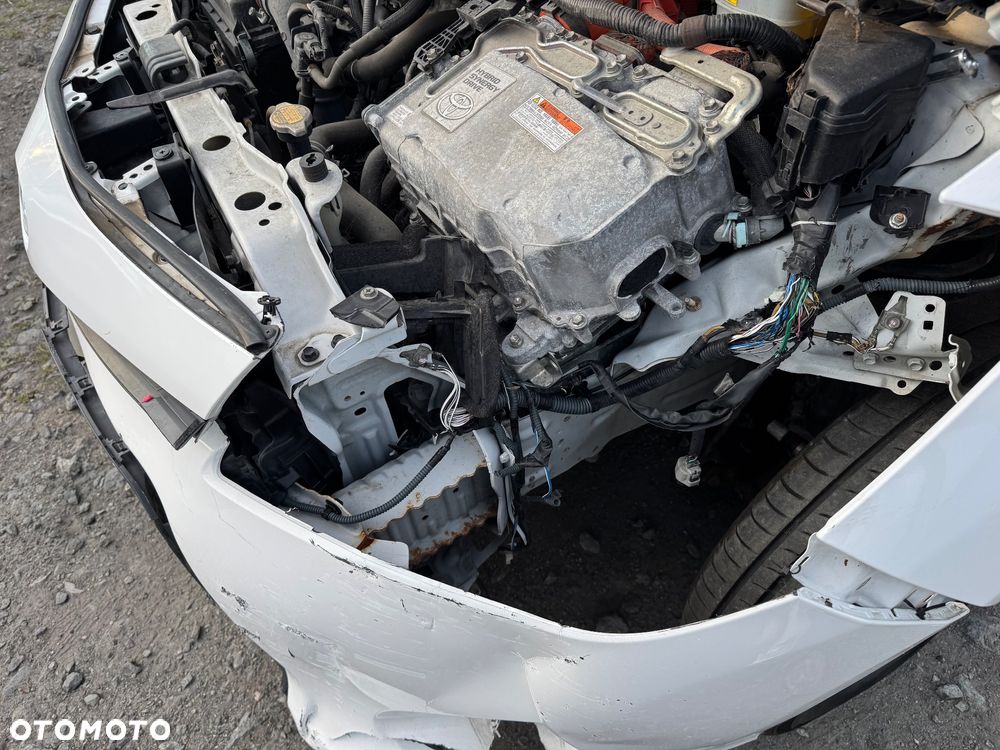 Toyota Yaris ver-hybrid-100-premium - 28
