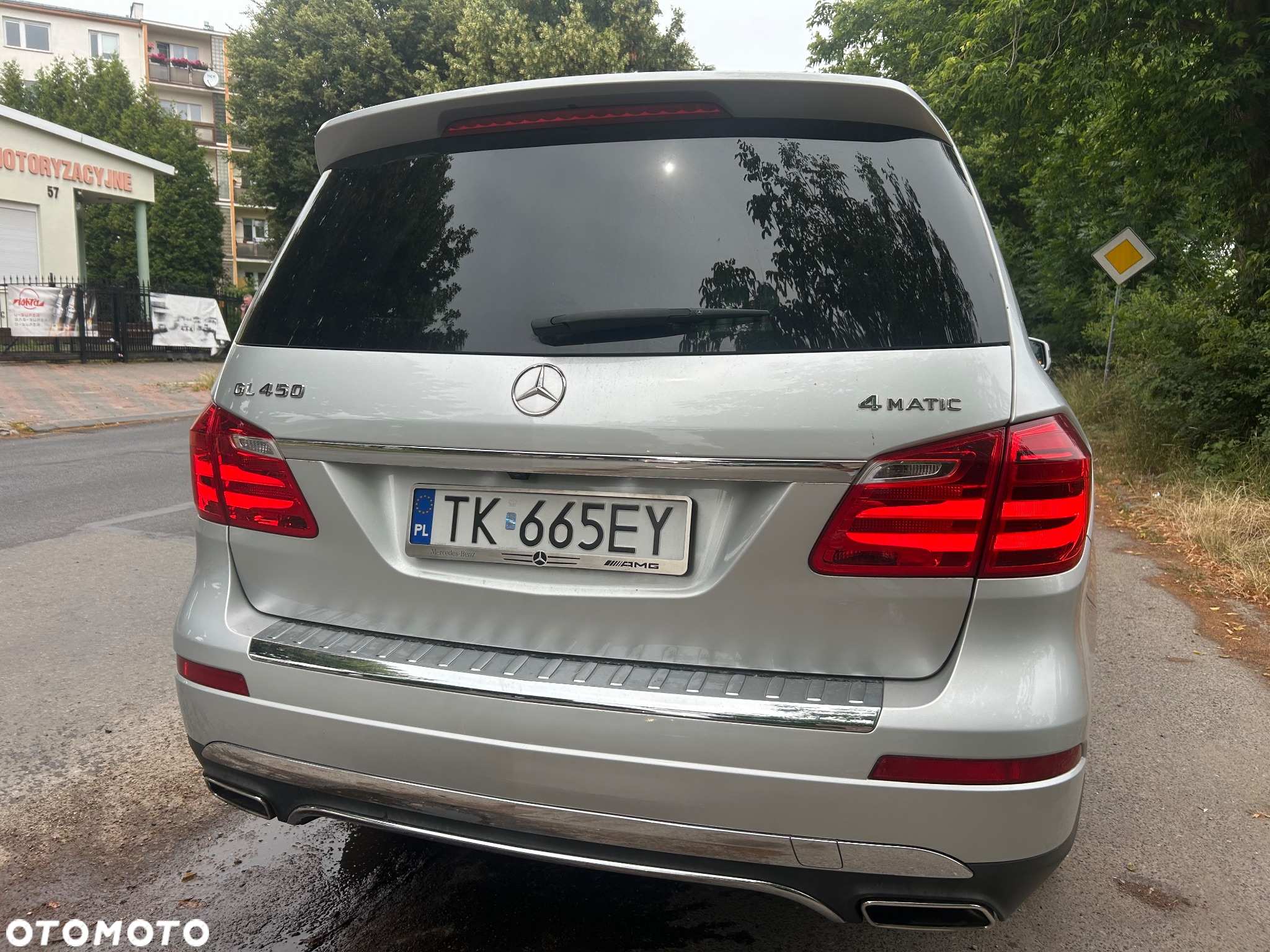 Mercedes-Benz GL 400 4Matic 7G-TRONIC - 8