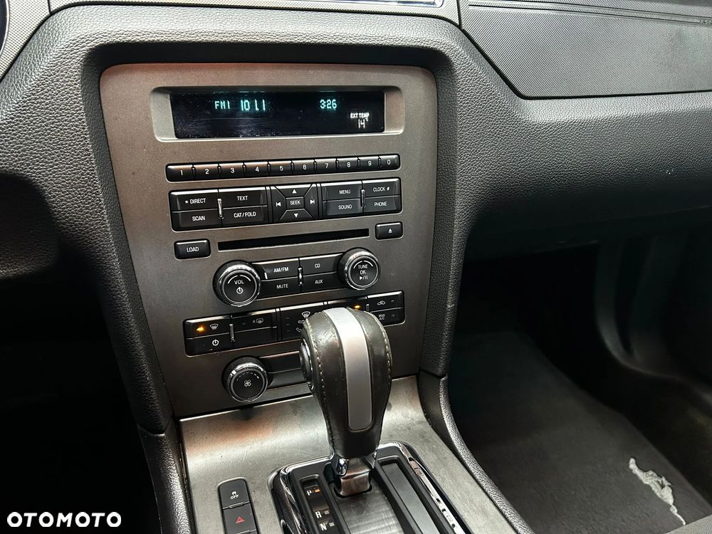 Ford Mustang 3.7 V6 - 24