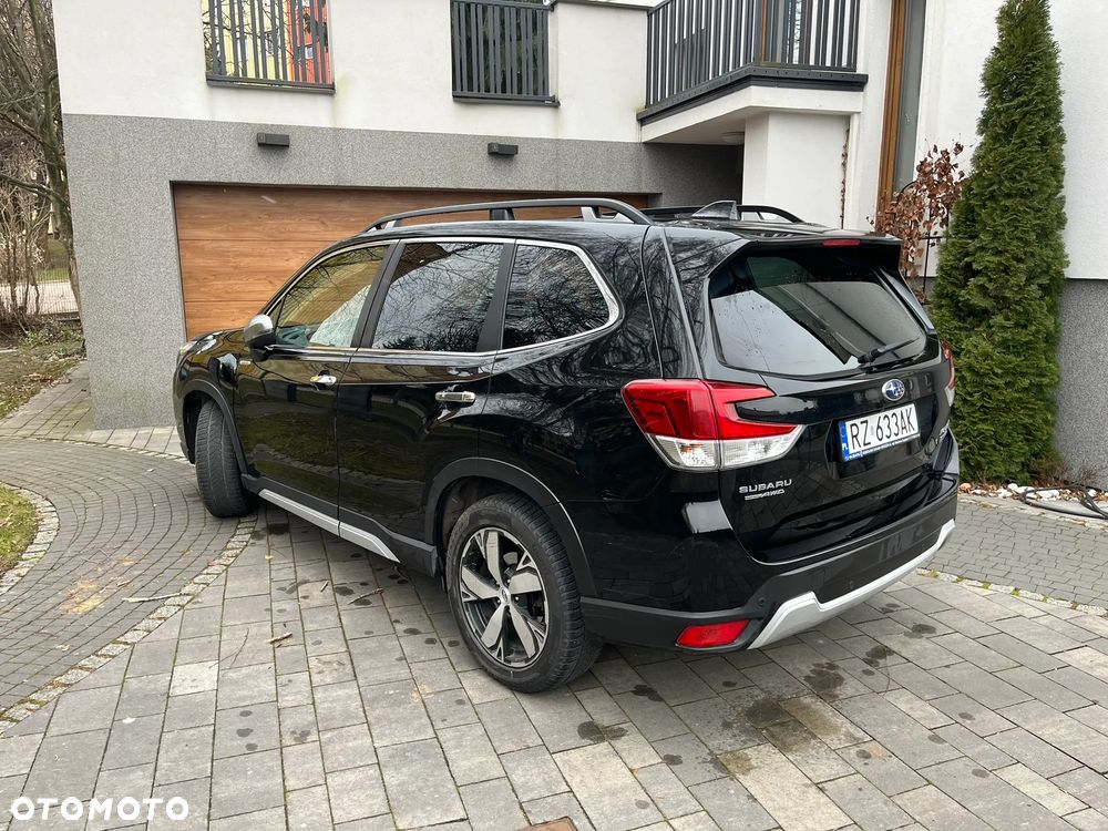 Subaru Forester 2.0i-L Platinum (EyeSight) Lineartronic - 3