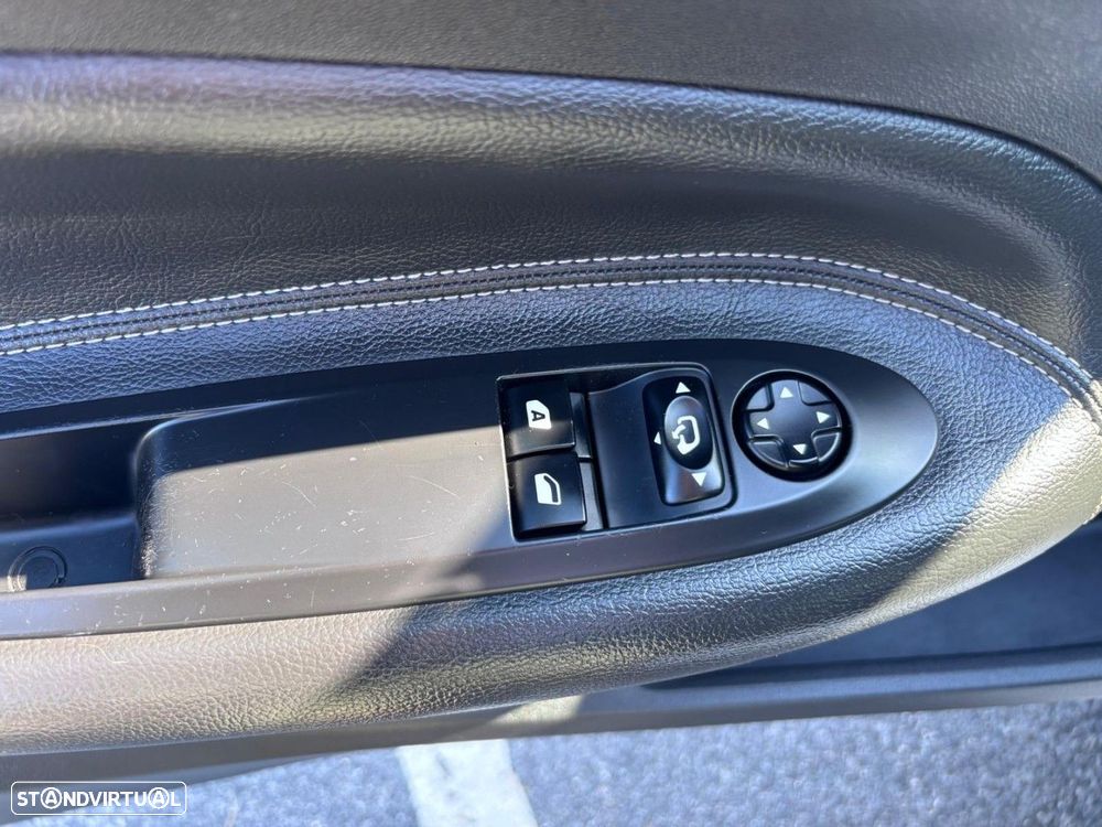 Citroën DS3 1.6 e-HDi So Chic - 18