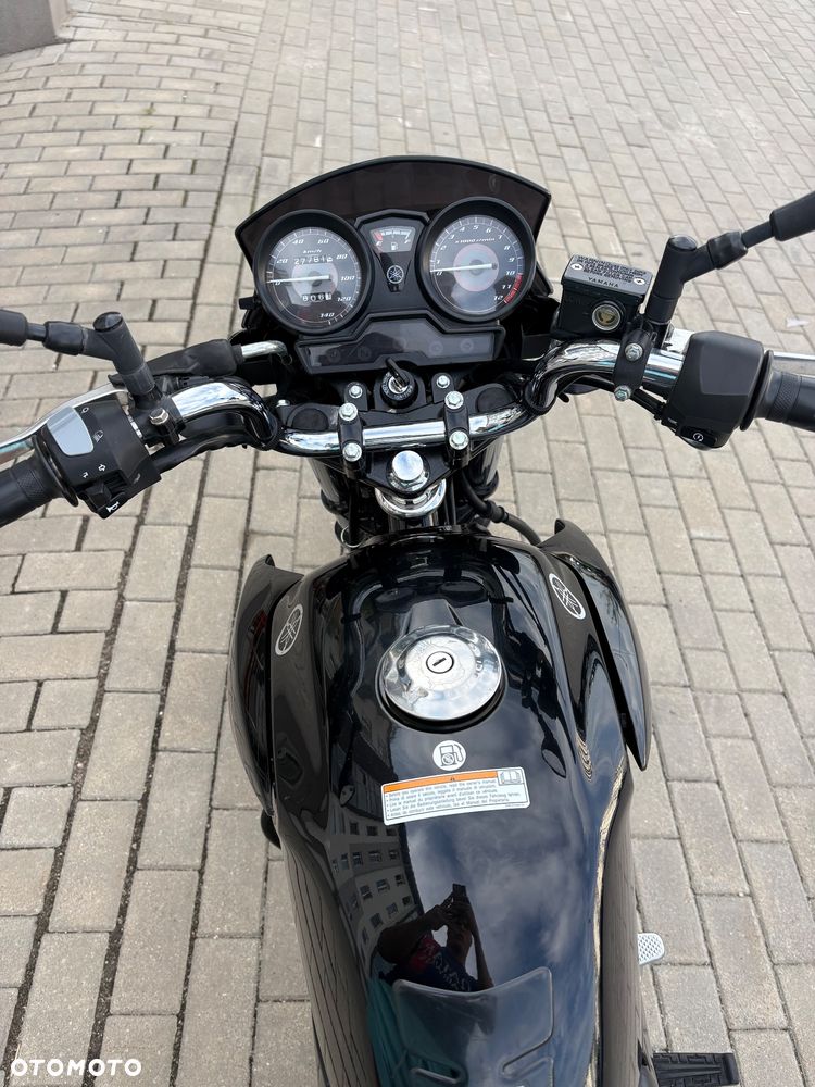 Yamaha YBR - 7