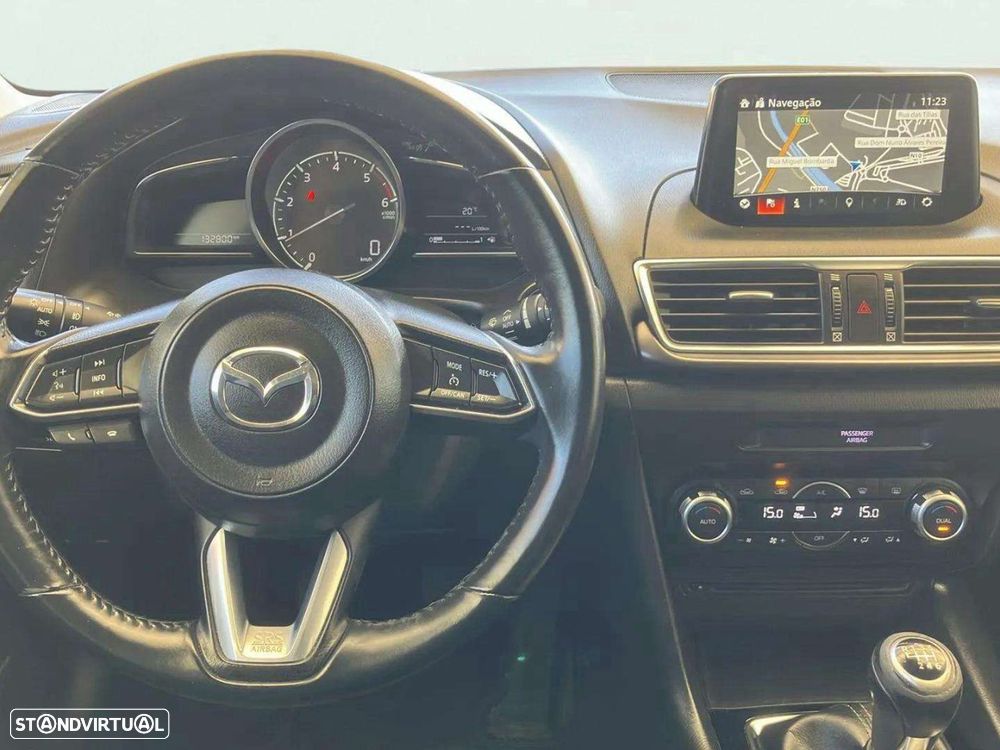 Mazda 3 1.5 Sky-D Excellence Navi - 10