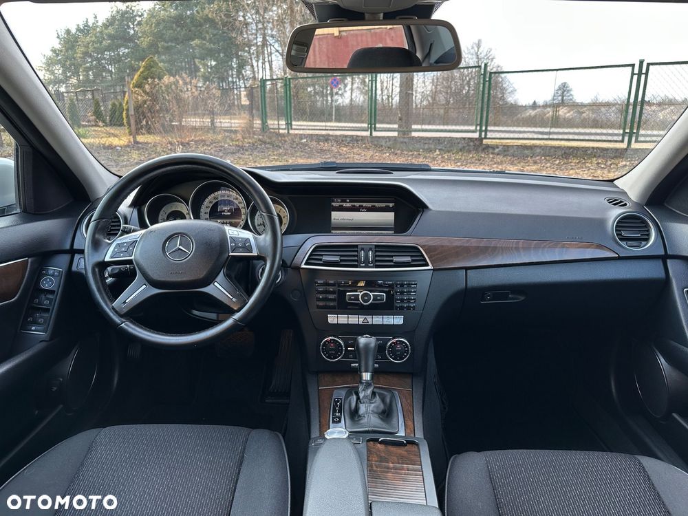 Mercedes-Benz Klasa C - 30