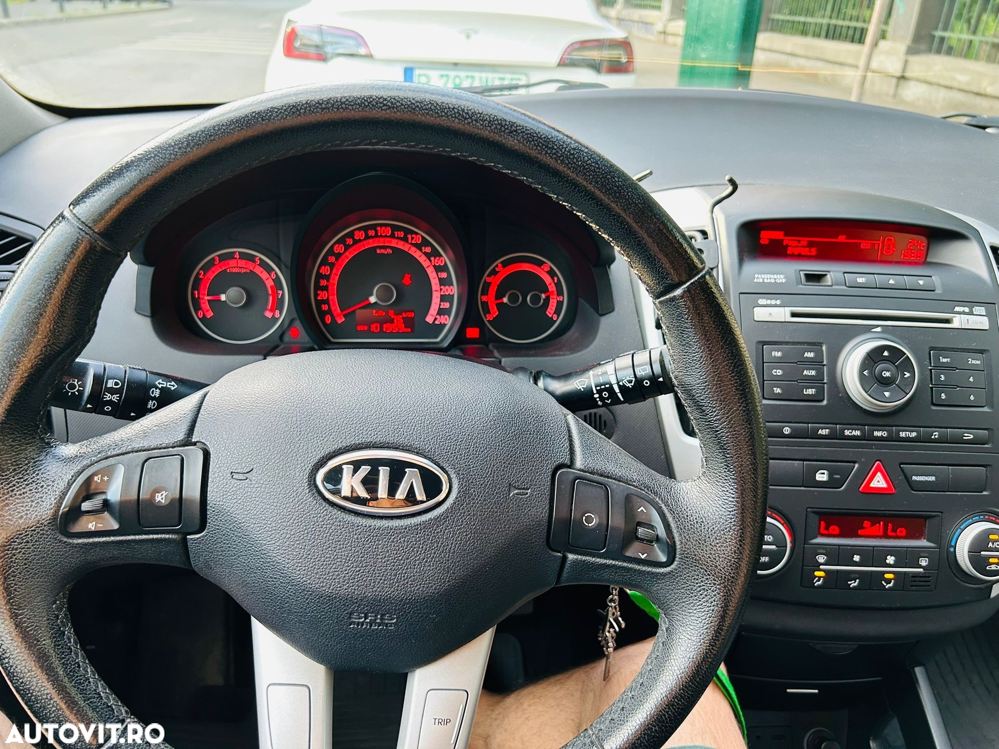 Kia Ceed - 7