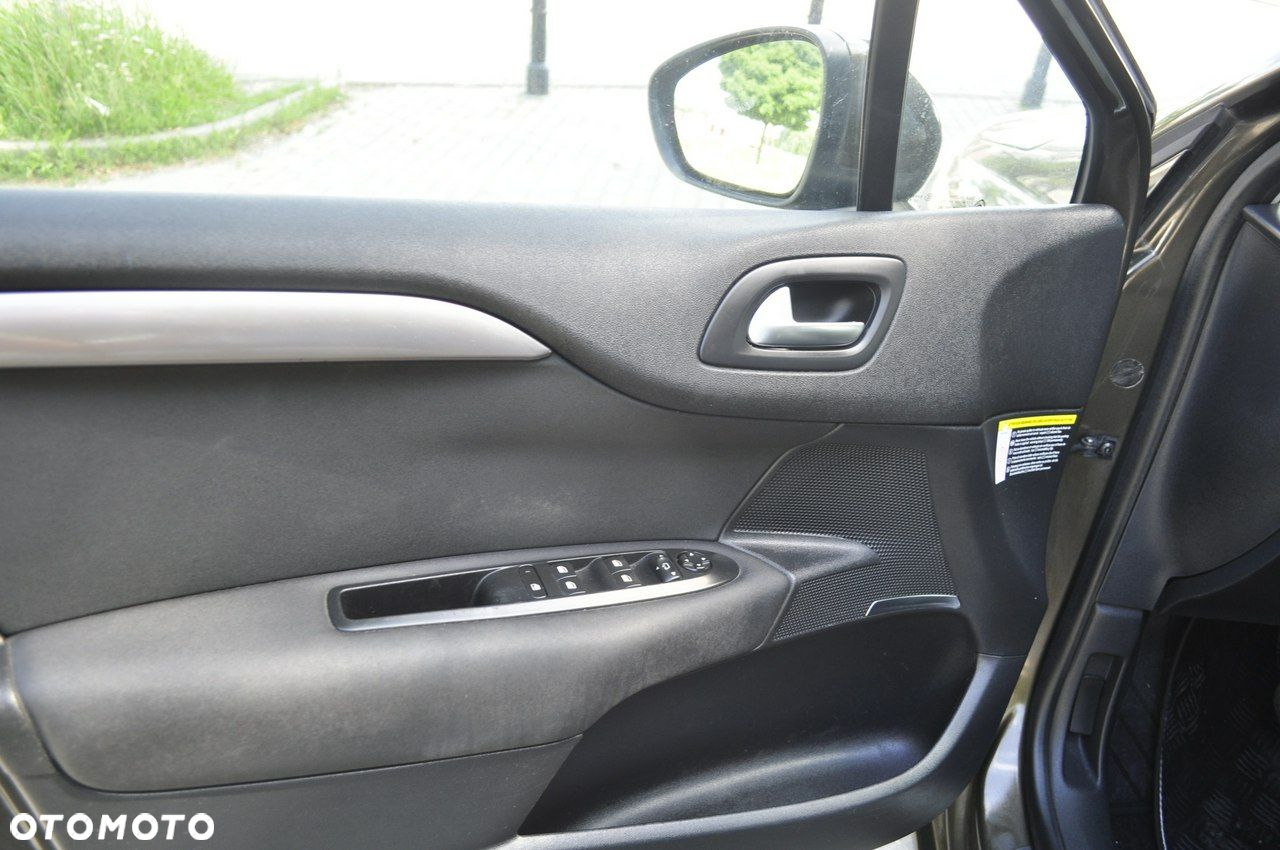 Citroën C4 1.6 VTi Exclusive - 9