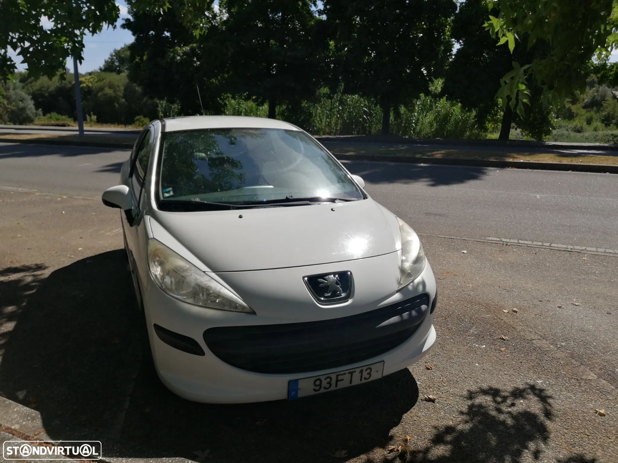 Peugeot 207 1.4 HDi Urban - 1