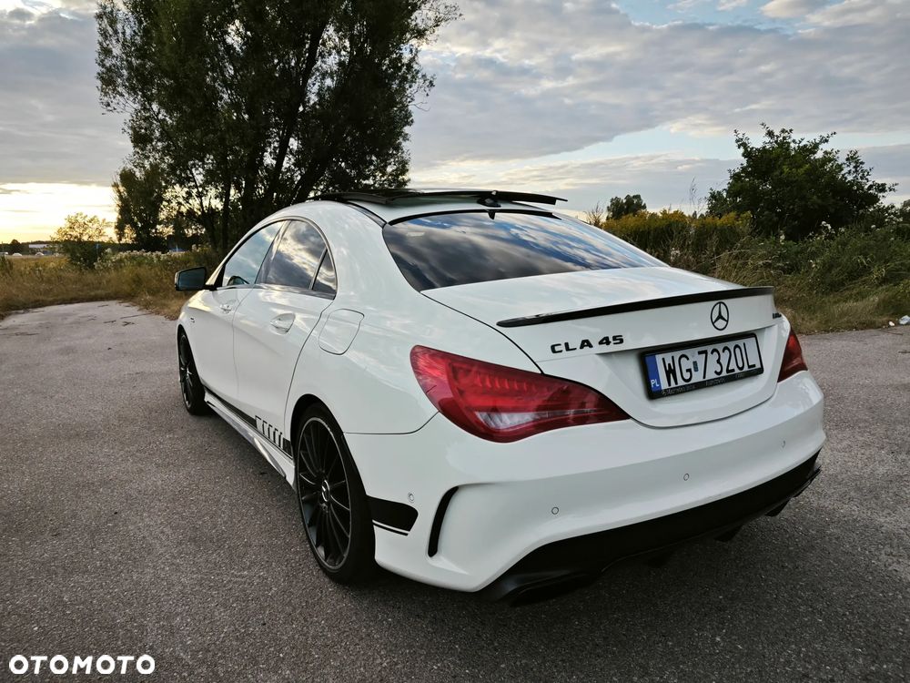 Mercedes-Benz CLA 45 AMG 4-Matic - 7