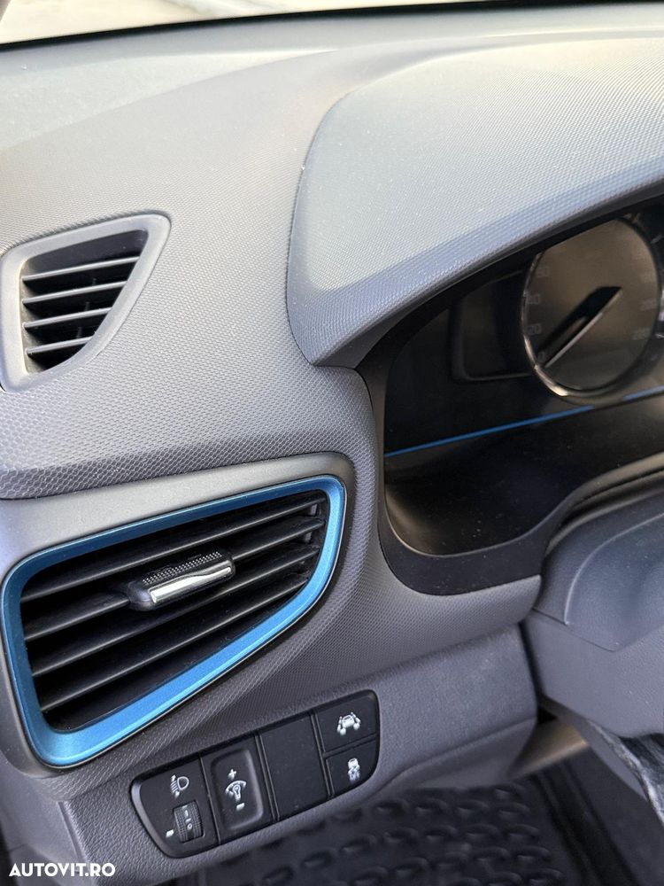 Hyundai IONIQ 1.6 GDI Style - 3
