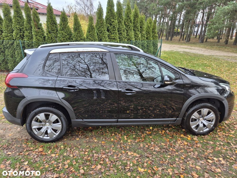 Peugeot 2008 PureTech 82 Signature - 5
