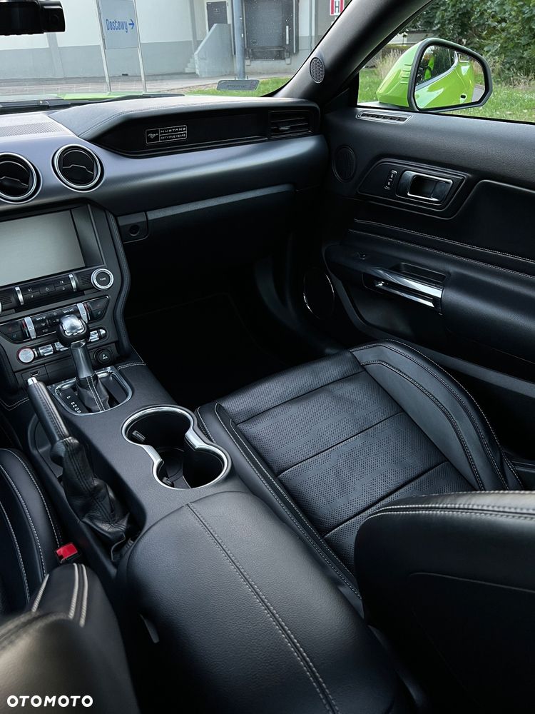 Ford Mustang 5.0 V8 GT - 36
