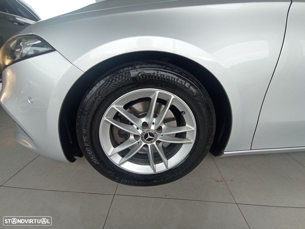 Mercedes-Benz A 180 d Progressive Aut. - 30