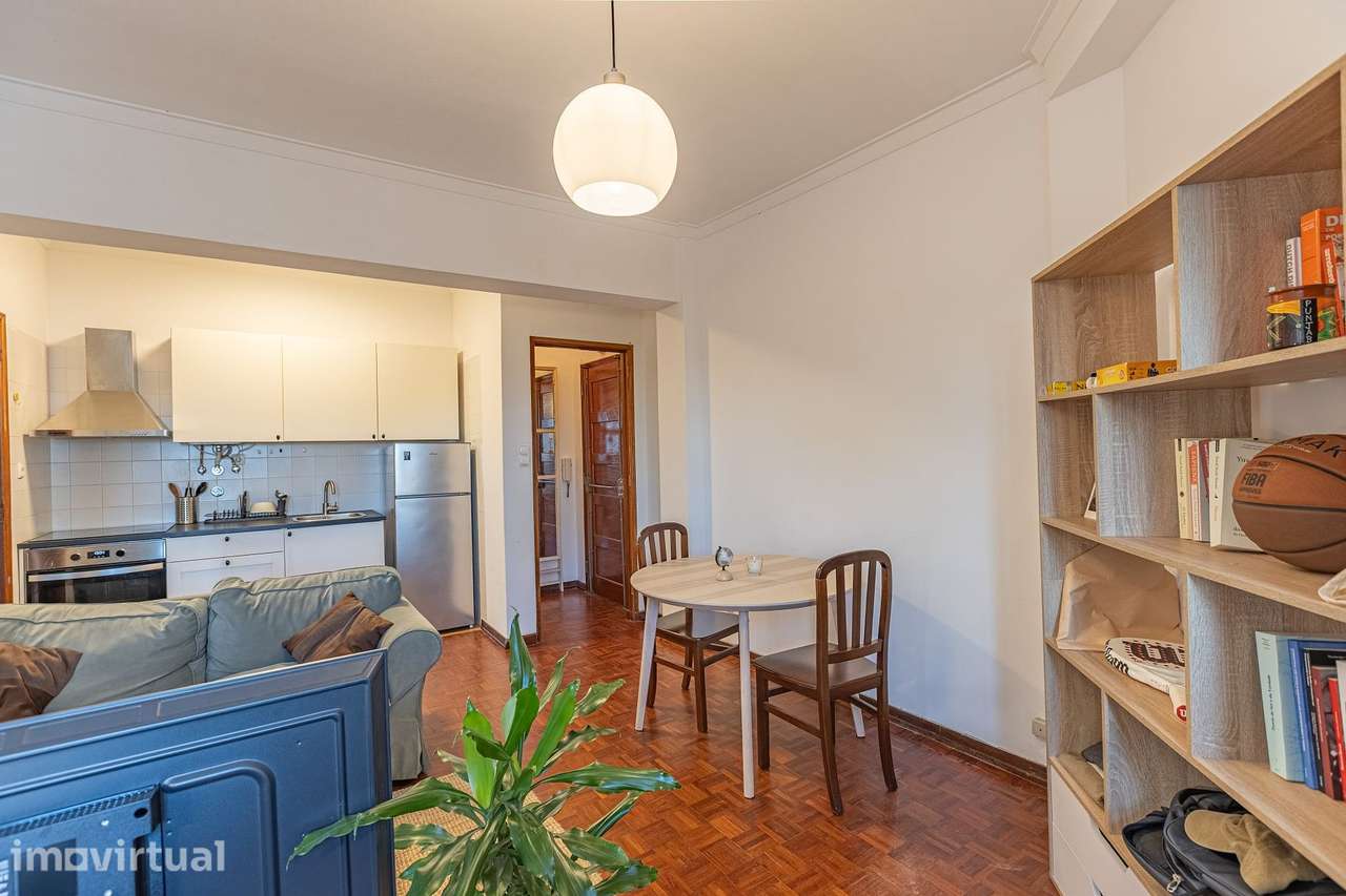 Apartamento T1 na Rua Jorge de Sena, na Nova Oeiras | Oeiras. - Grande imagem: 2/17