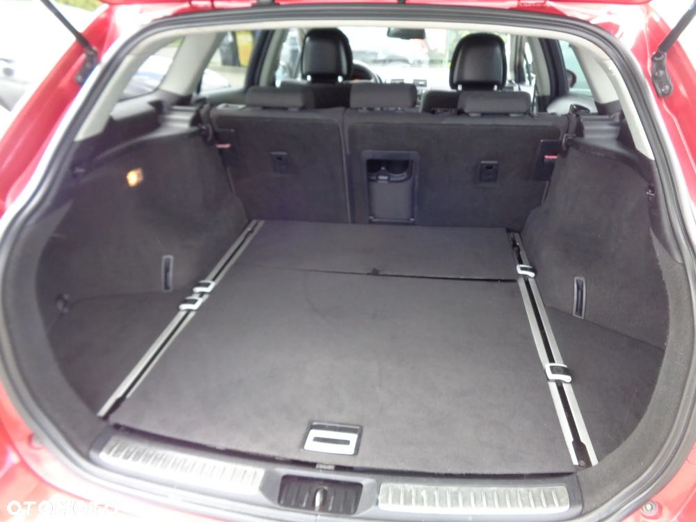 Toyota Avensis 2.0 D-4D Sol Premium - 17