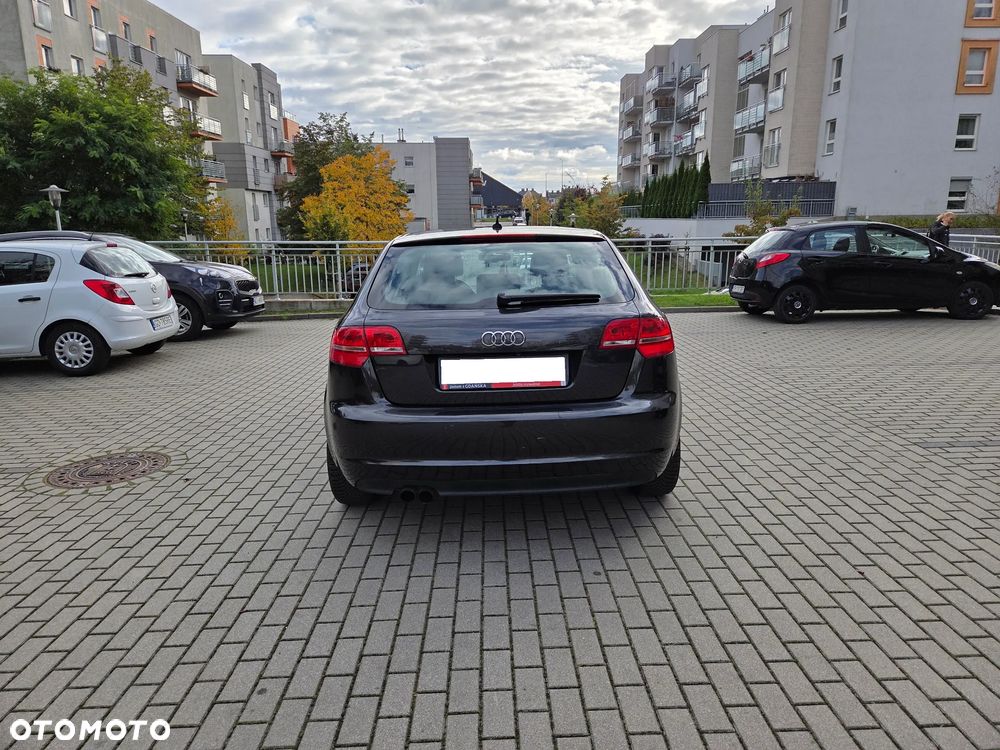 Audi A3 Sportback - 6