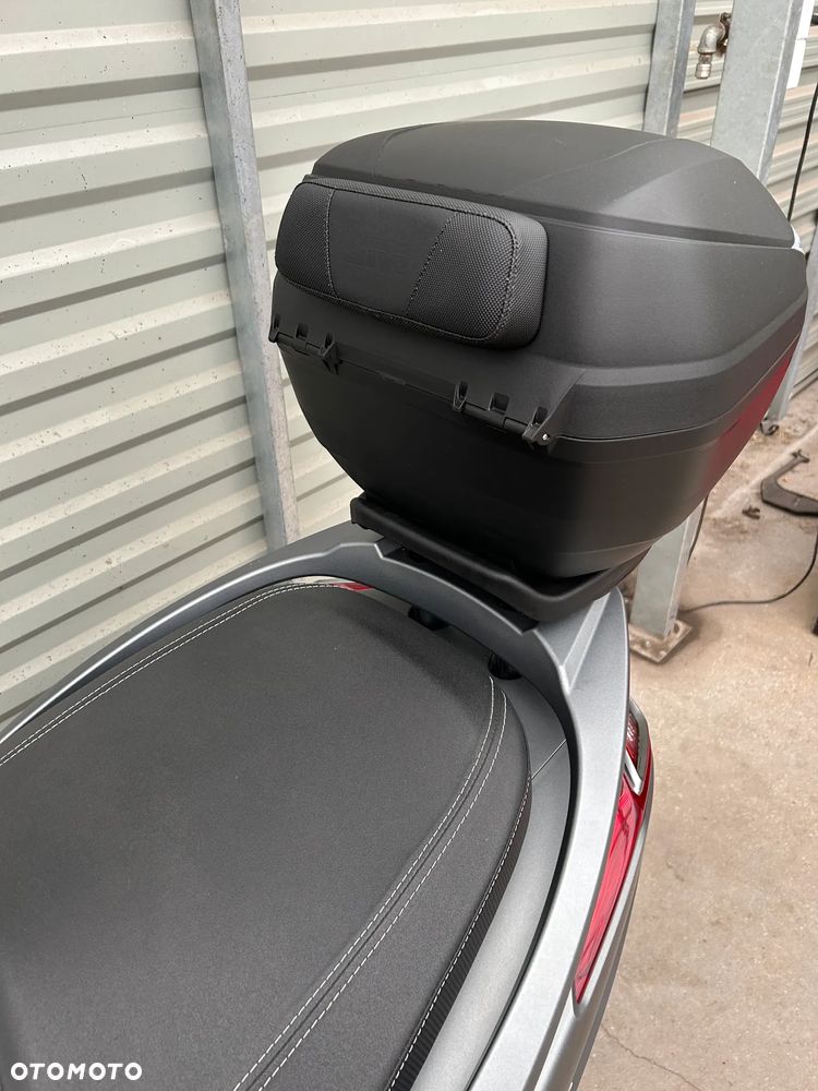 Kymco Downtown - 10