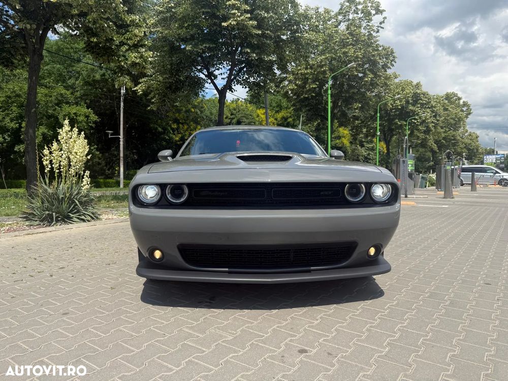 Dodge Challenger Automatik SXT Plus - 1