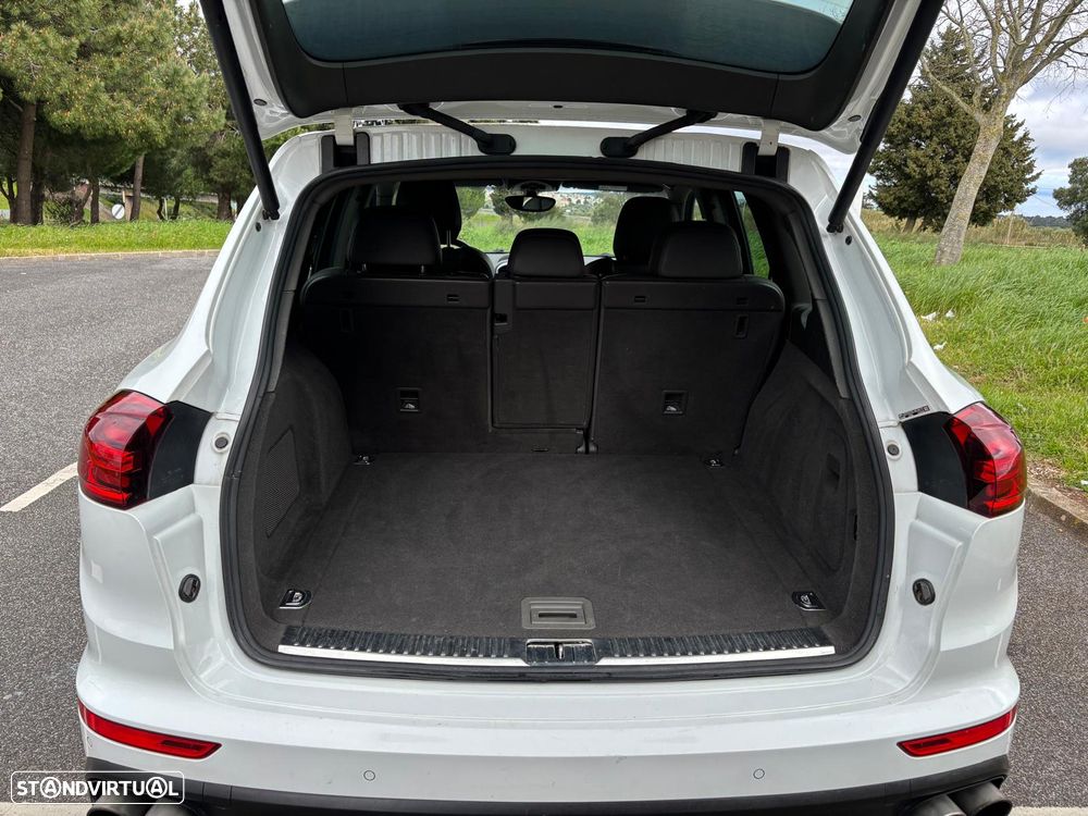 Porsche Cayenne S Tiptronic S - 24