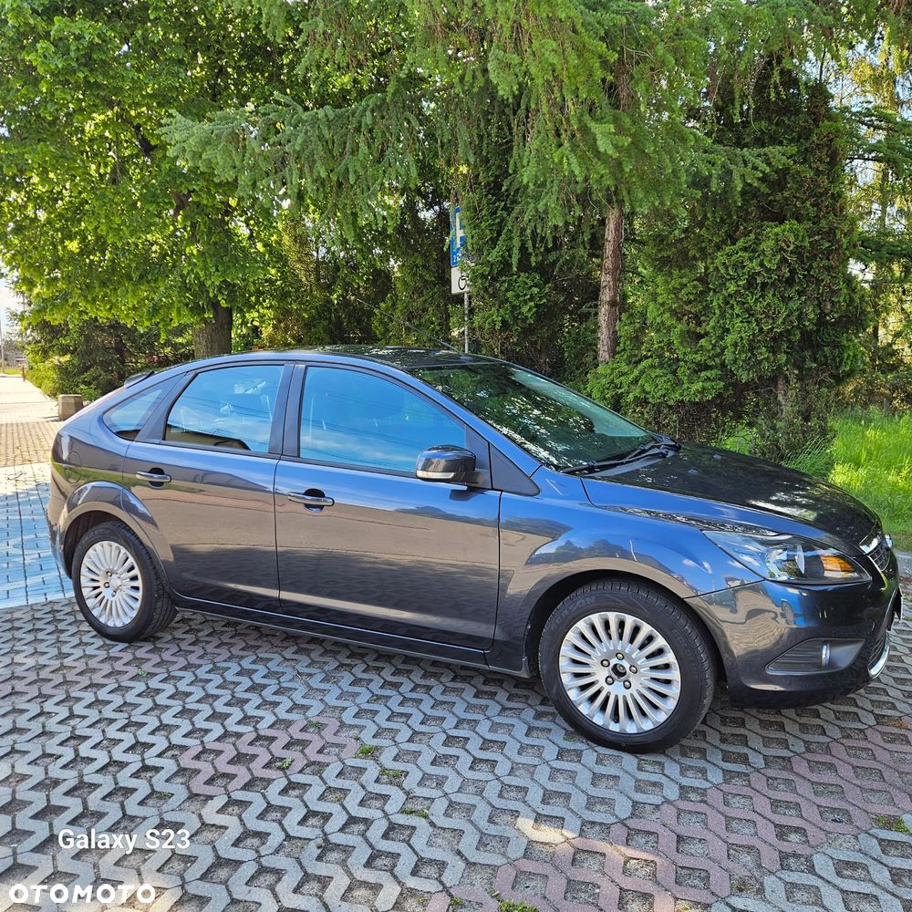 Ford Focus 1.8 Sport - 9