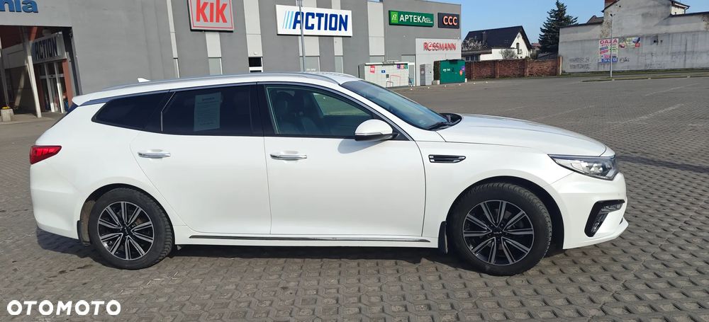 Kia Optima 1.6 T-GDI L DCT - 1