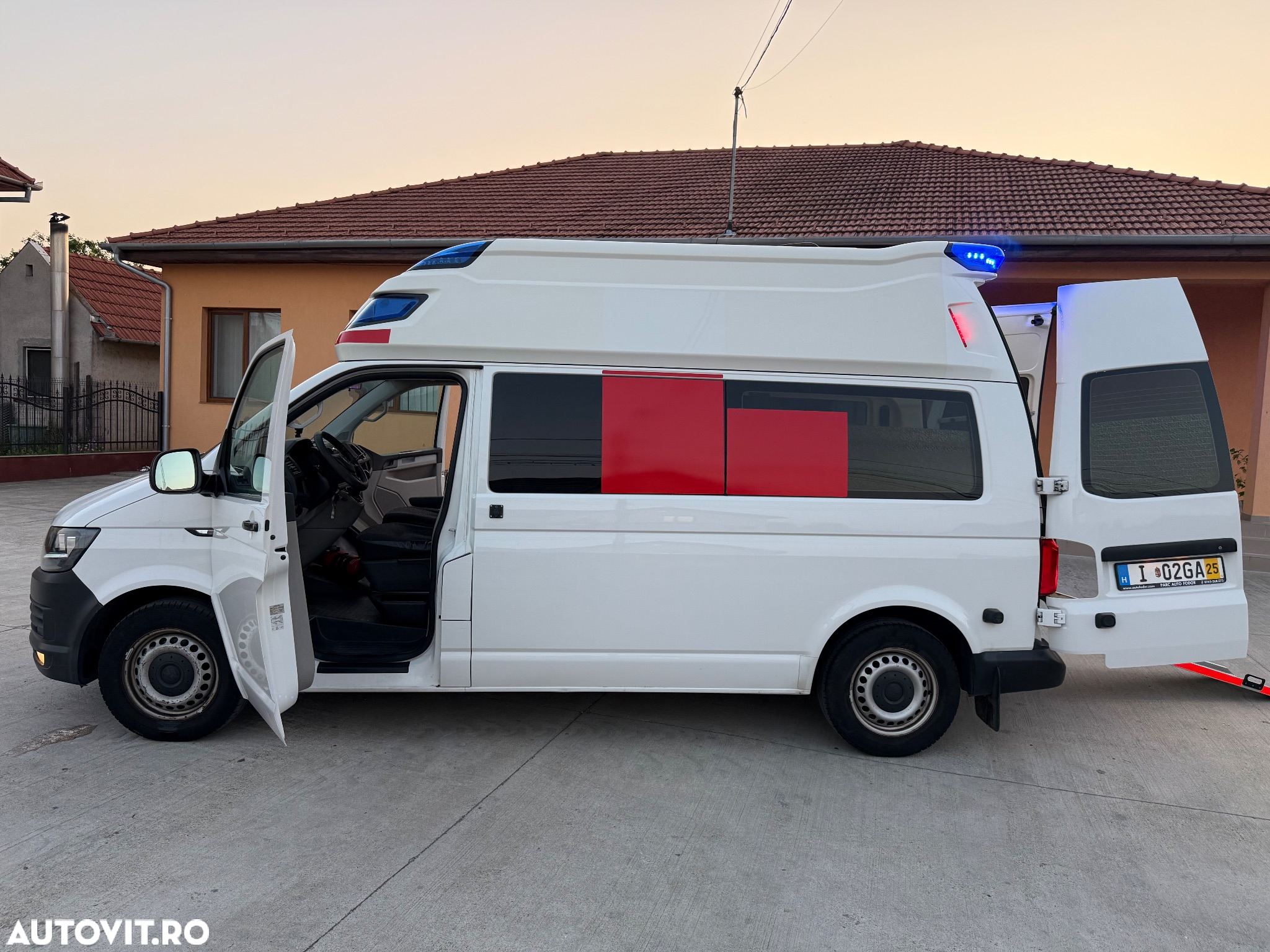 Volkswagen Transporter California T6.1 Coast Edition - 29