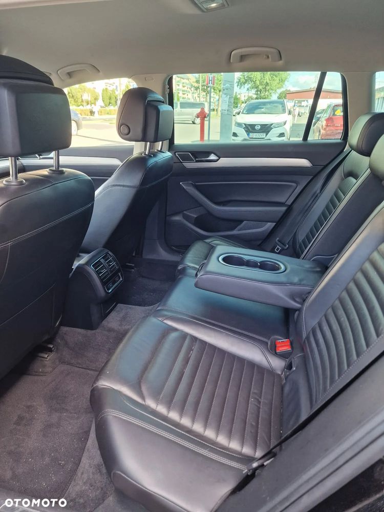 Volkswagen Passat 2.0 TDI Bi-Turbo BMT 4Mot Highline DSG - 10