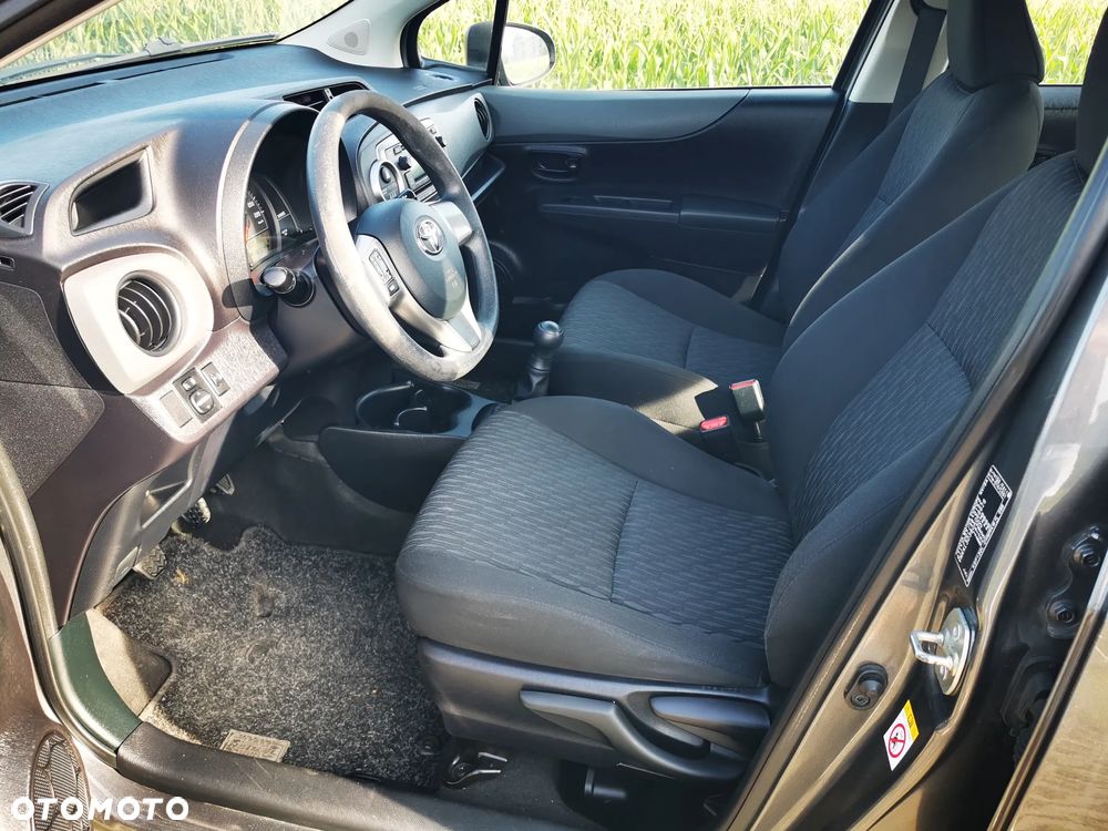 Toyota Yaris 1.0 VVT-i Edition - 10