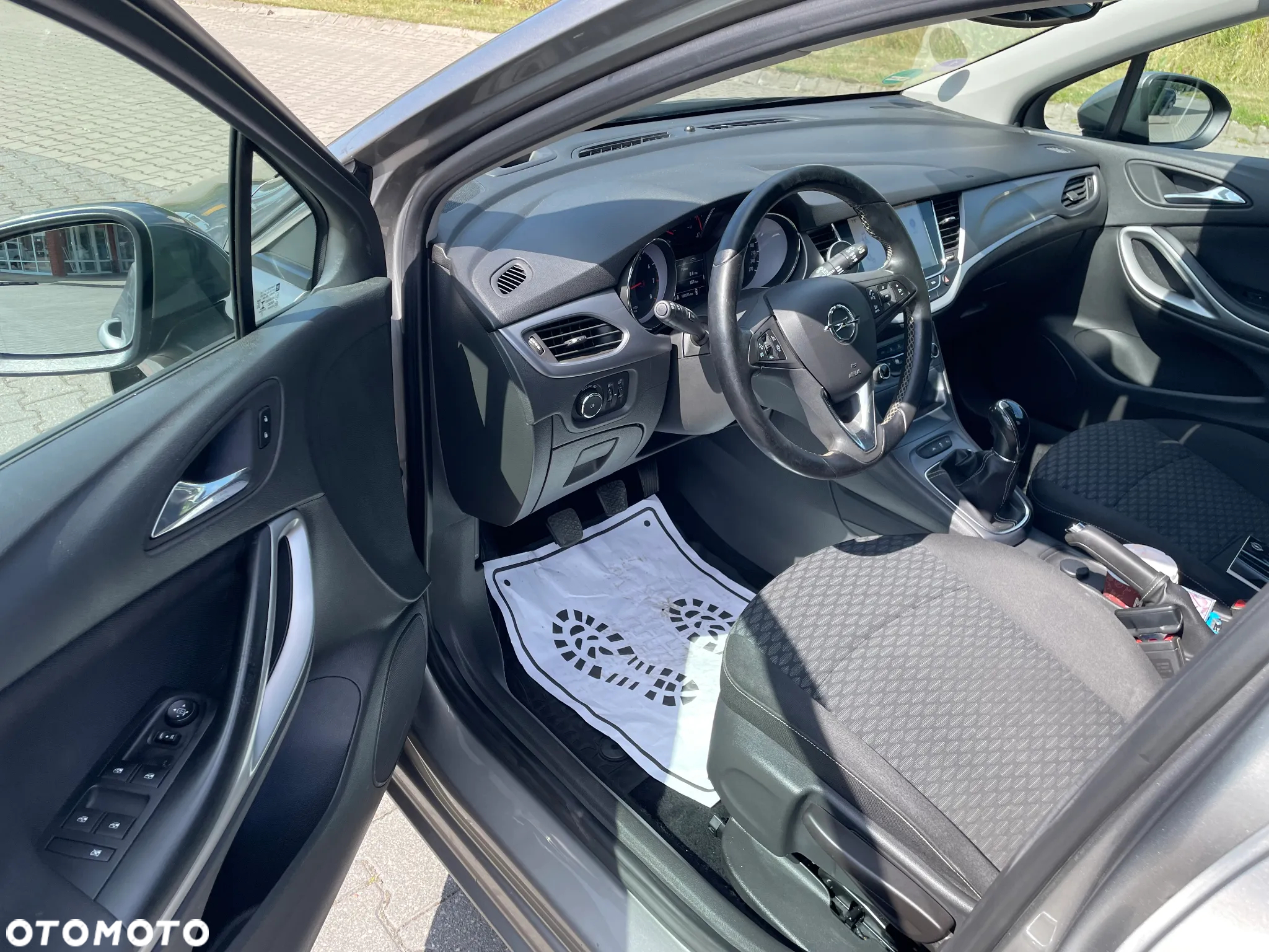 Opel Astra 1.4 Turbo Sports Tourer Innovation - 4