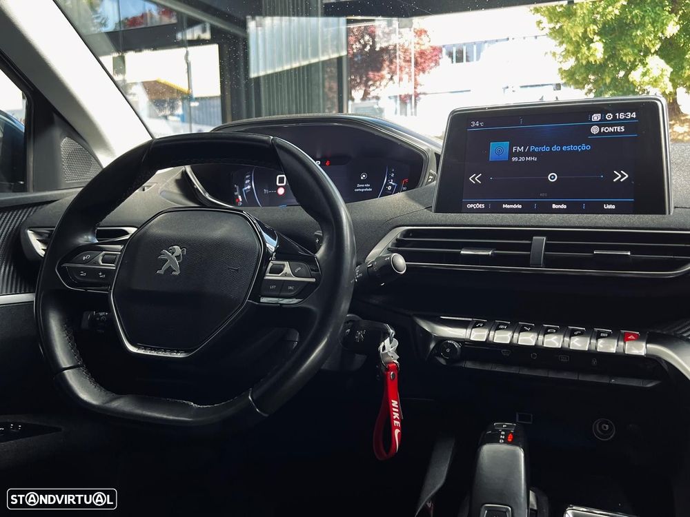 Peugeot 5008 1.5 BlueHDi Allure EAT8 - 20