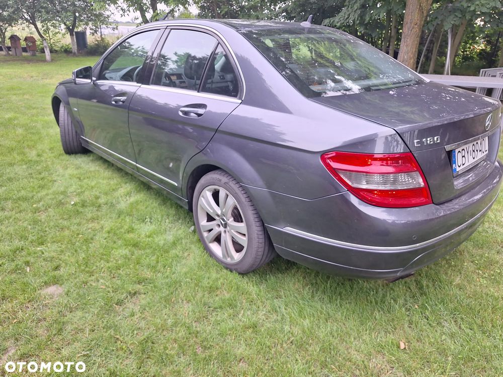 Mercedes-Benz Klasa C 180 K BlueEff Avantgarde - 8