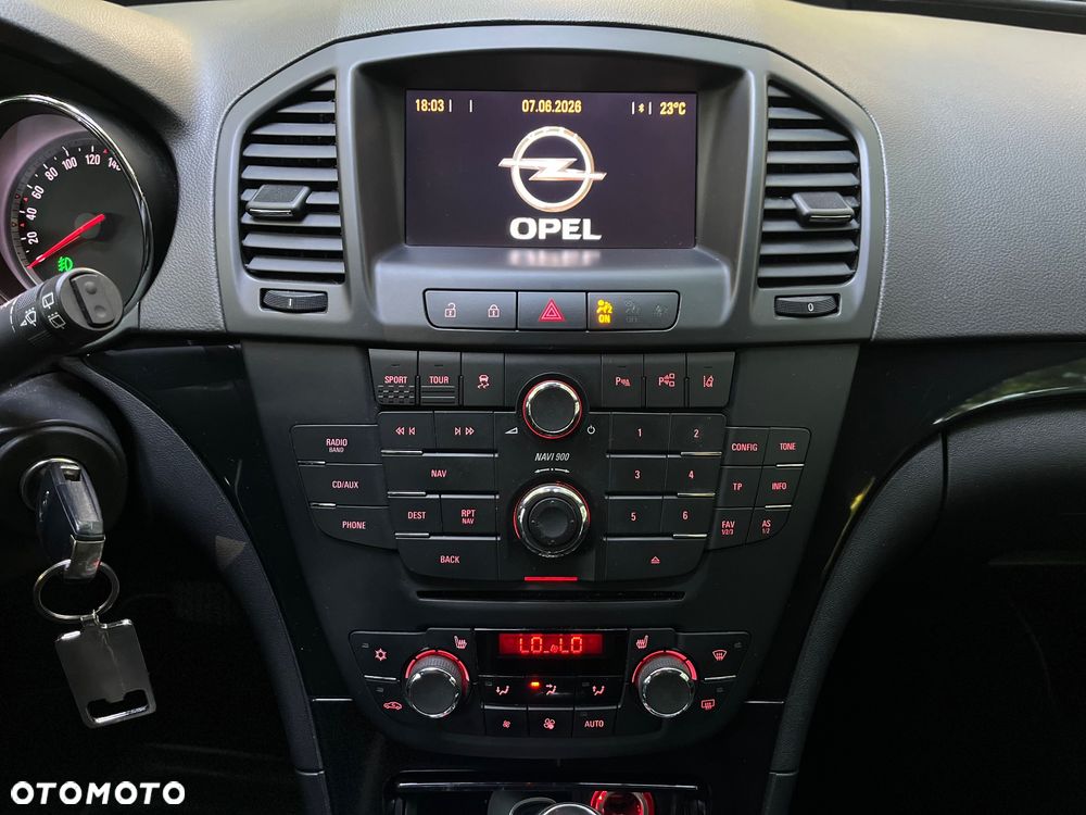 Opel Insignia 2.0 T Cosmo 4x4 - 19