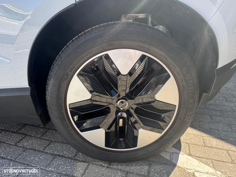 Volvo EX30 51 kWh Single Motor Core - 9