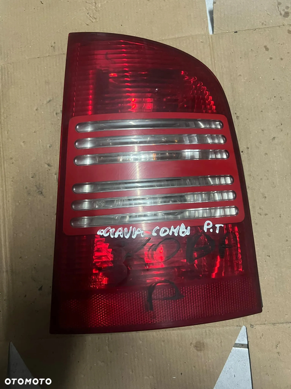 1U9945096 LAMPA TYŁ TYLNA PRAWA SKODA OCTAVIA 1 I 0097