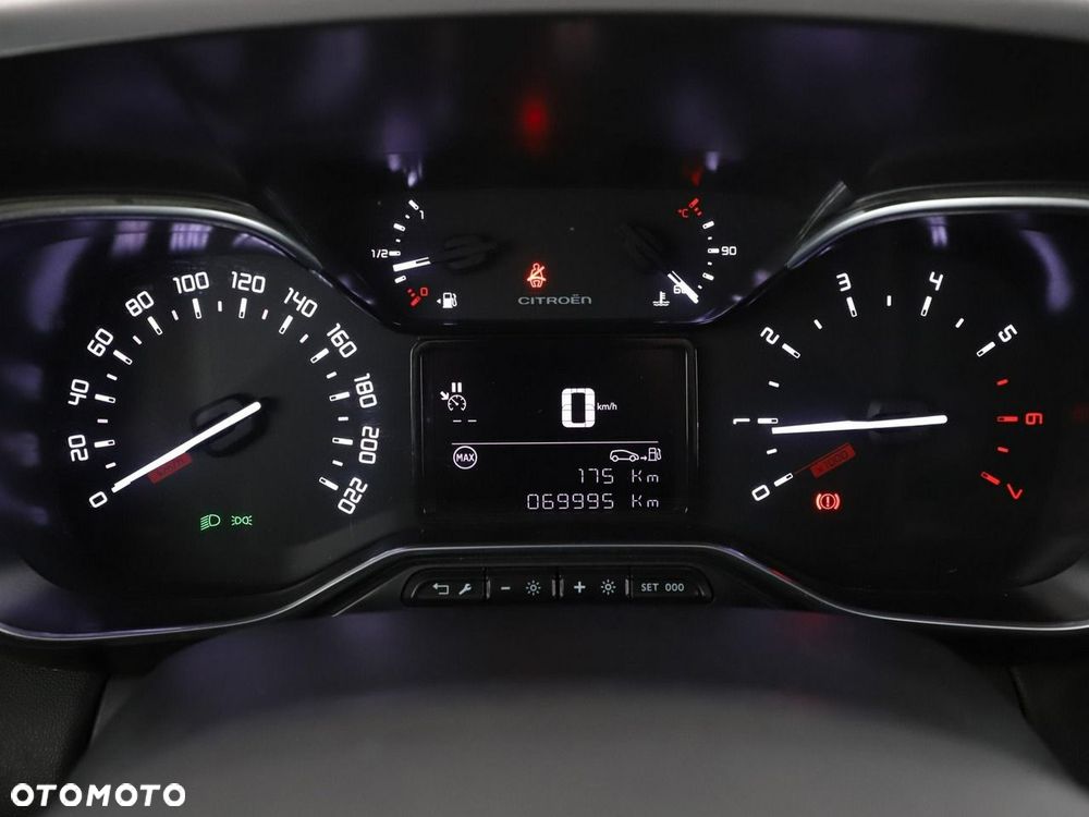 Citroën C3 Aircross 1.2 PureTech Plus S&S - 23