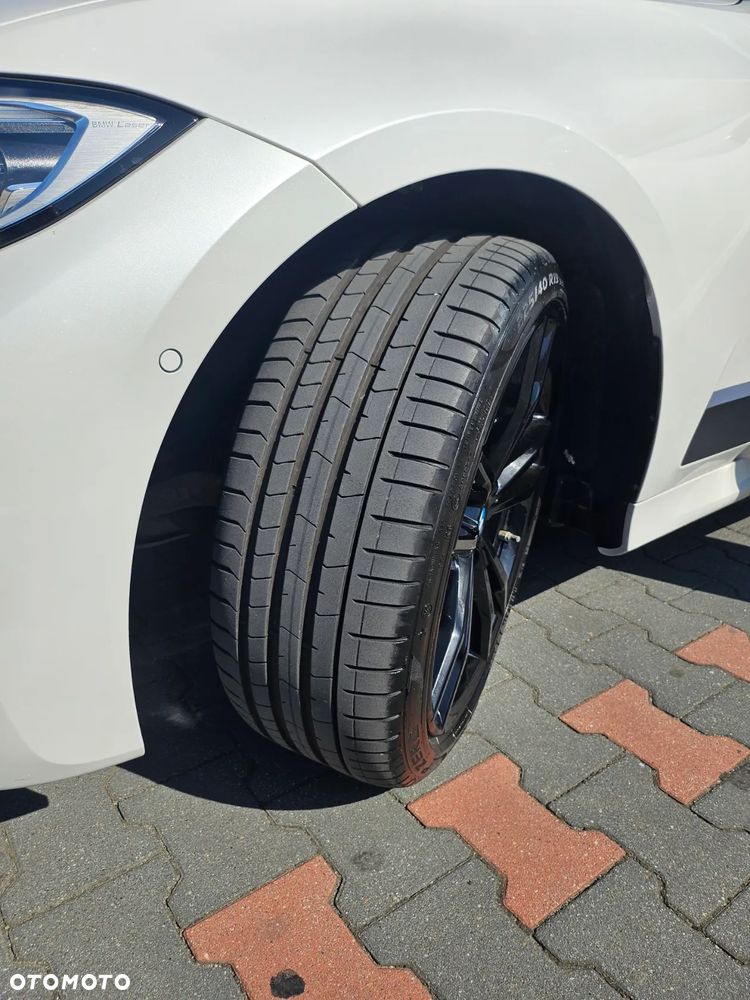 BMW Seria 3 330i xDrive M Sport sport - 4