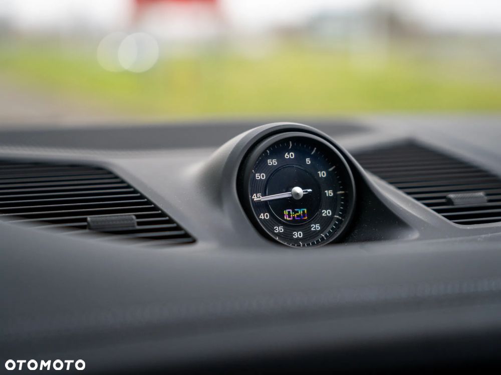 Porsche Cayenne - 19