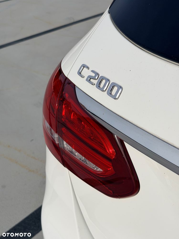 Mercedes-Benz Klasa C 200 4Matic 9G-TRONIC AMG Line - 7