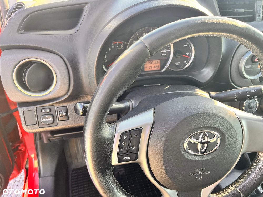 Toyota Yaris 1.0 Active - 9